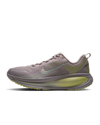 W+NIKE+VOMERO+18.png